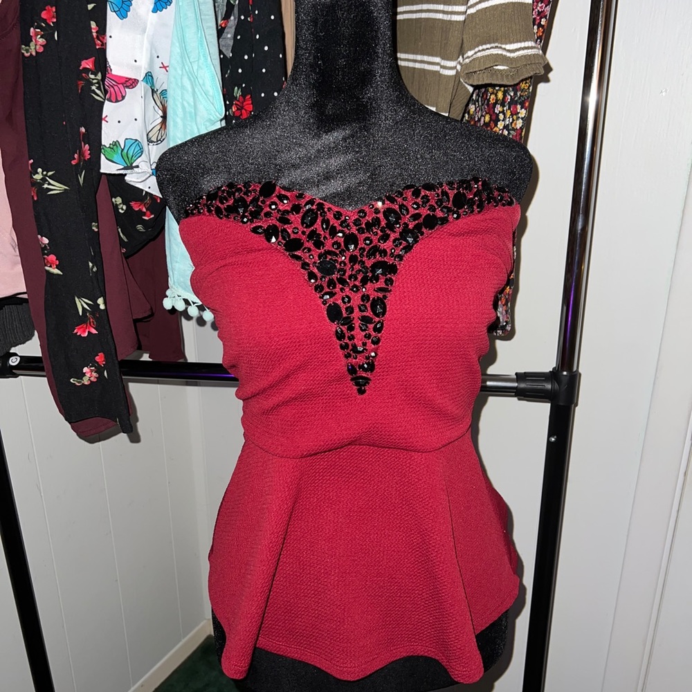 Rue 21 strapless blouse